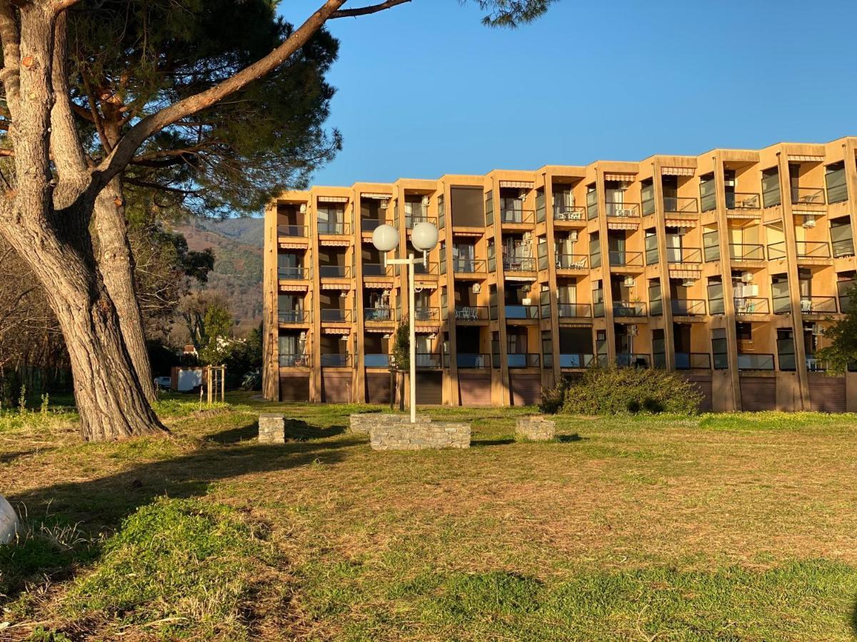 Residence Santa Lucia, Studio Avec Piscine , Vue Mer Et Pied Dans L'Eau , Moriani-Plage Eksteriør bilde